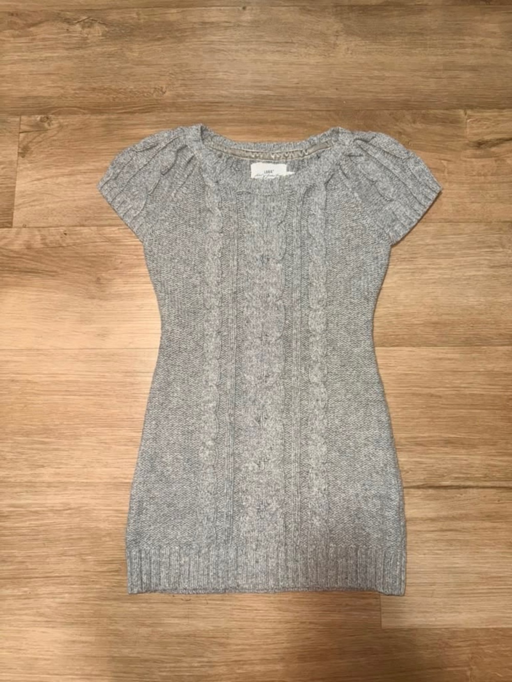 H&M Light Gray Cable Knit Short Sleeve Sweater